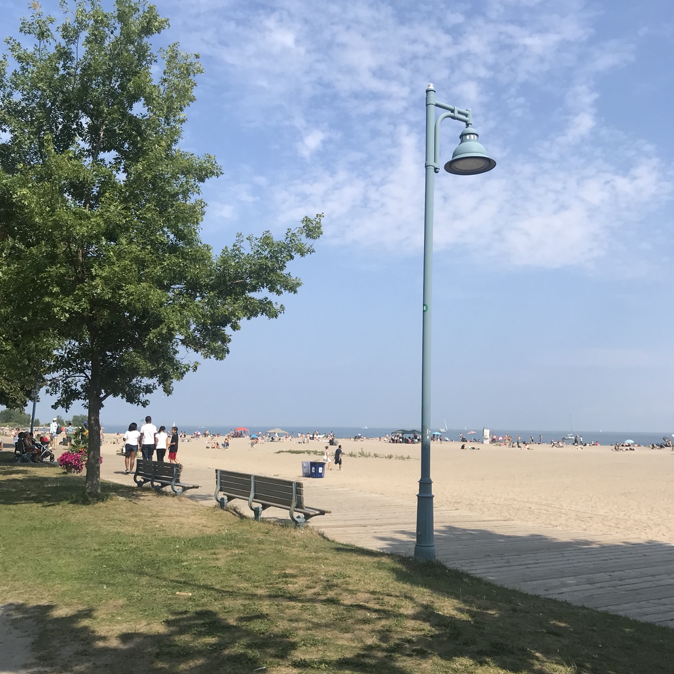   ð   1 Woodbine beach
