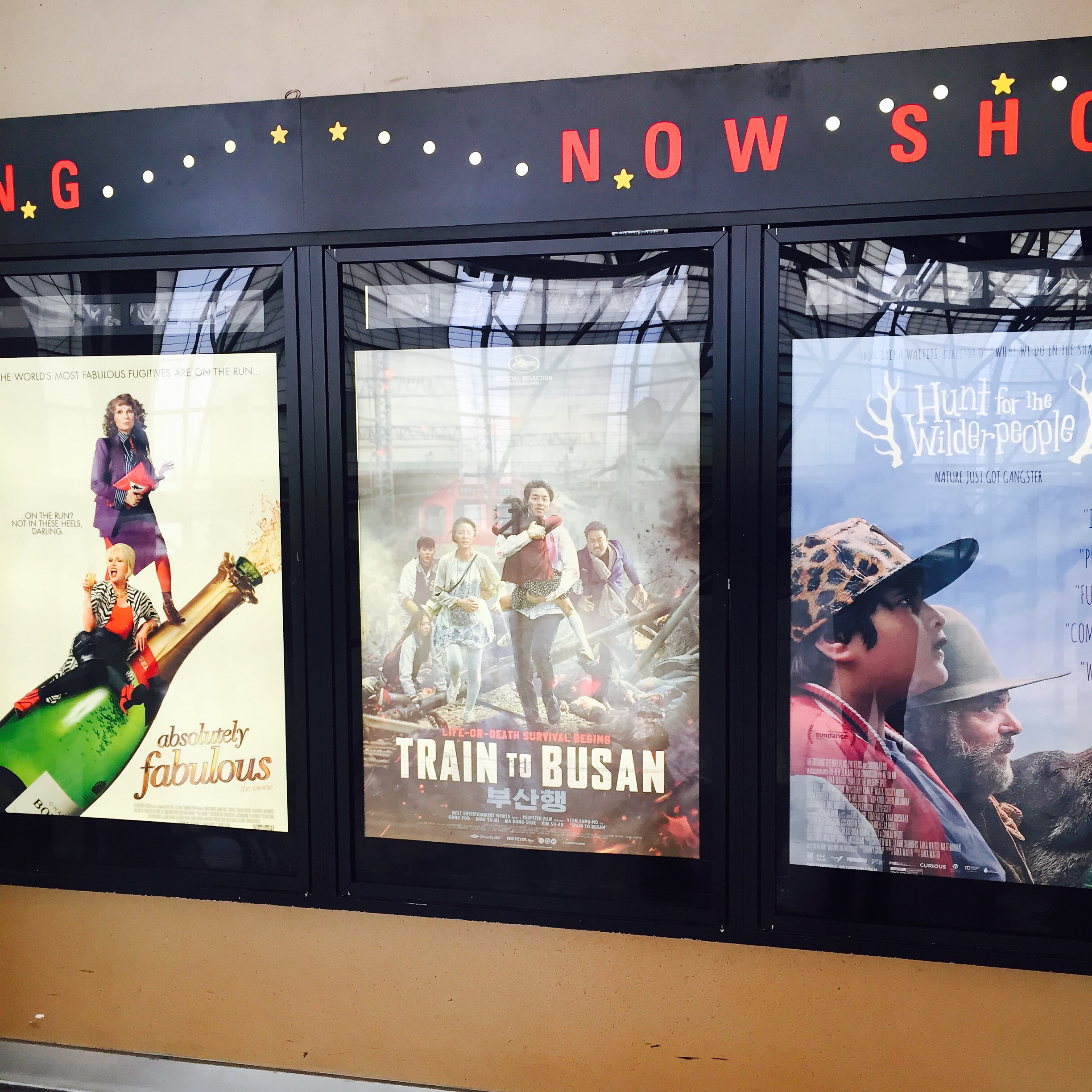 ������ ���п��� �ı� 8�� ��ȭ����