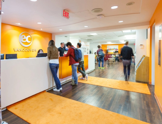 #10  ٴϴ Language School  