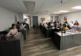 �б�����