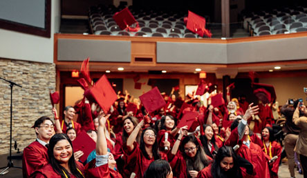 �б�����